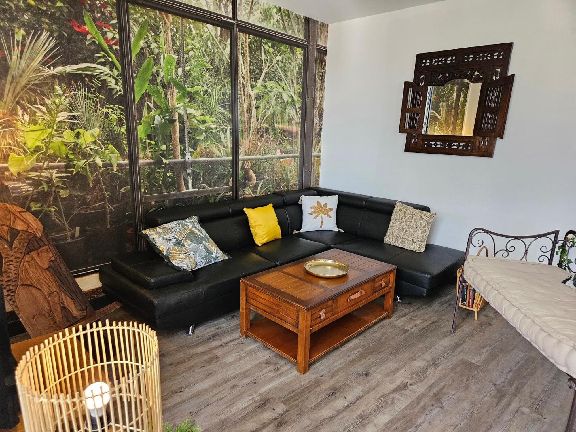 Appartement Le Jardin Imaginaire Champagnole Exterior photo