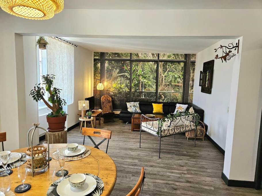 Appartement Le Jardin Imaginaire Champagnole Exterior photo